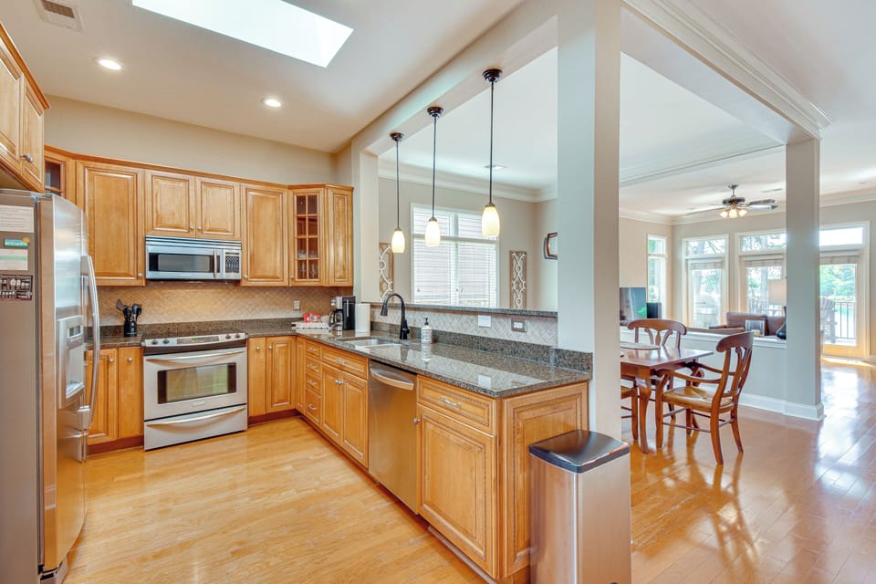 Kitchen | Cooking Basics | Drip Coffee Maker | Main Level