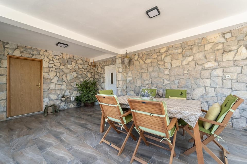Sheltered terrace area