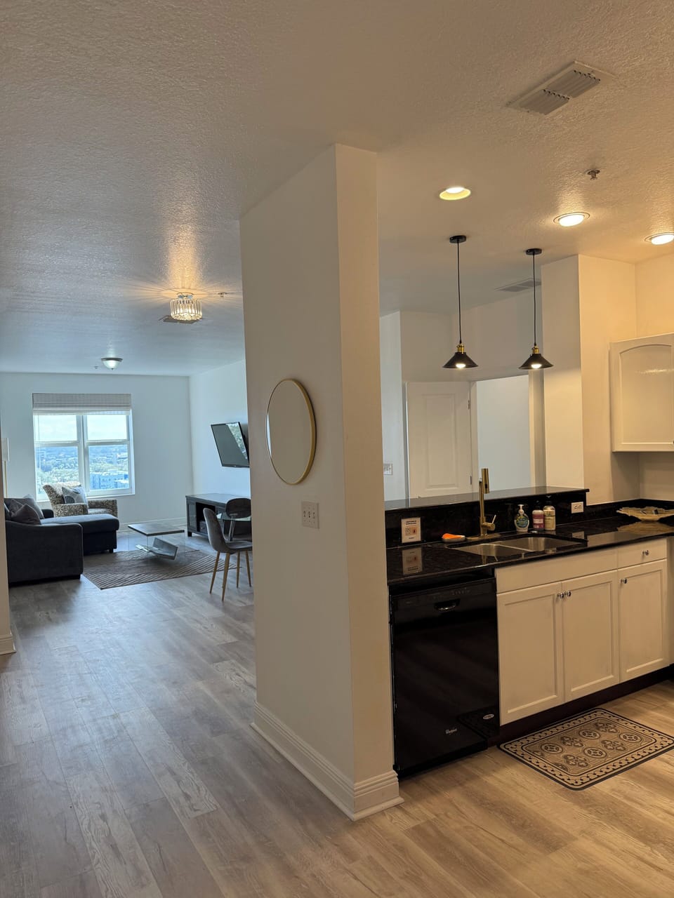 Kitchen/Living room