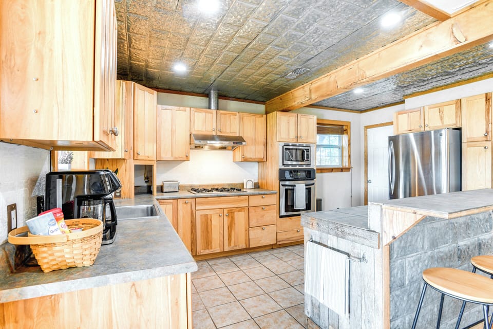 Kitchen | Cooking Basics | Coffee Maker | Toaster