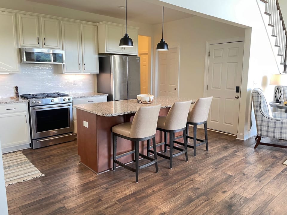Kitchen Island Seats 3