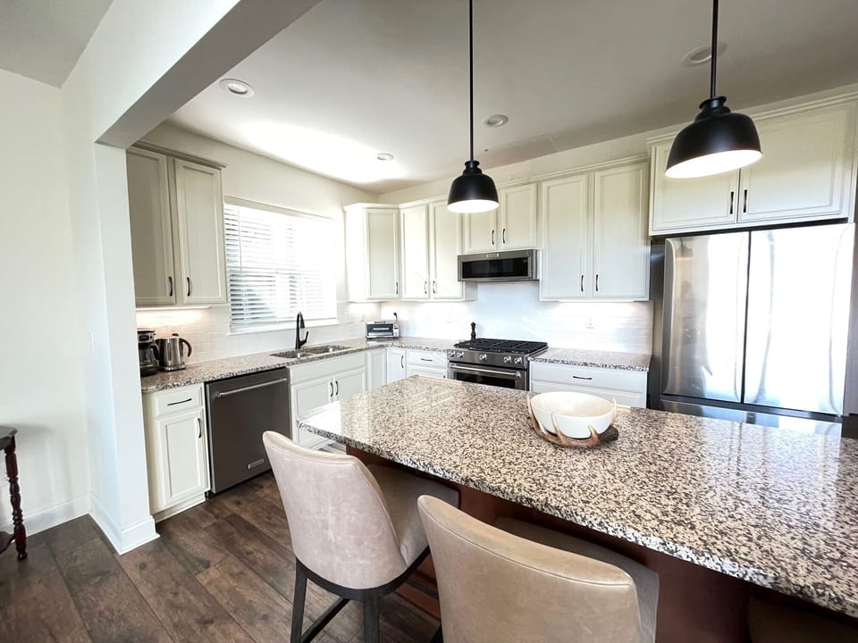 Large Kitchen with Gas Range