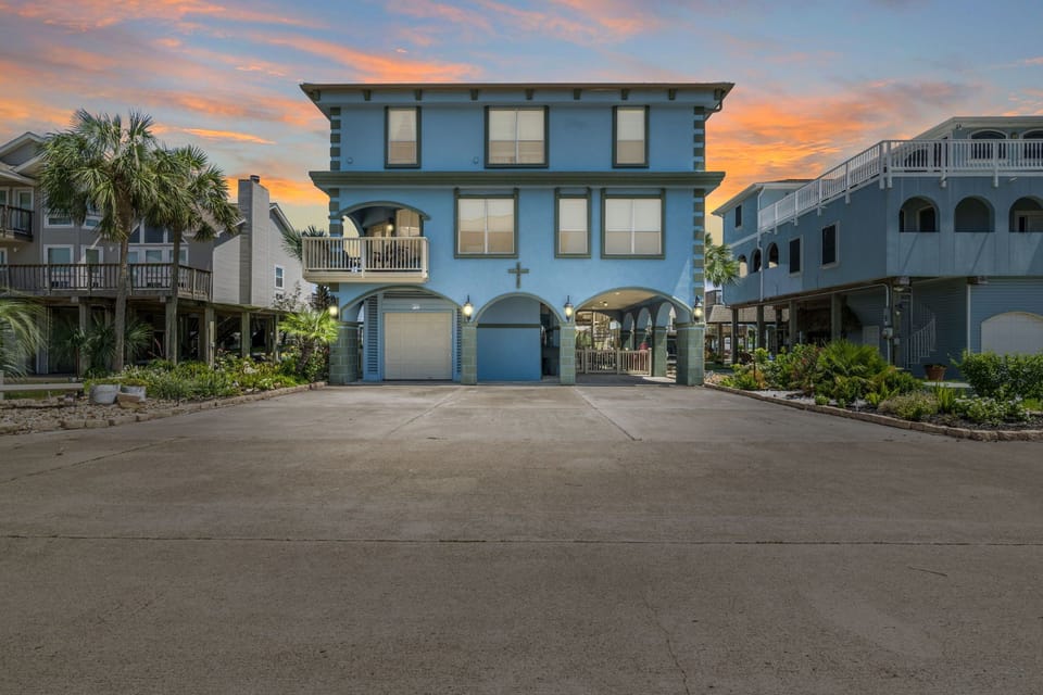 Welcome to Happy Daze!