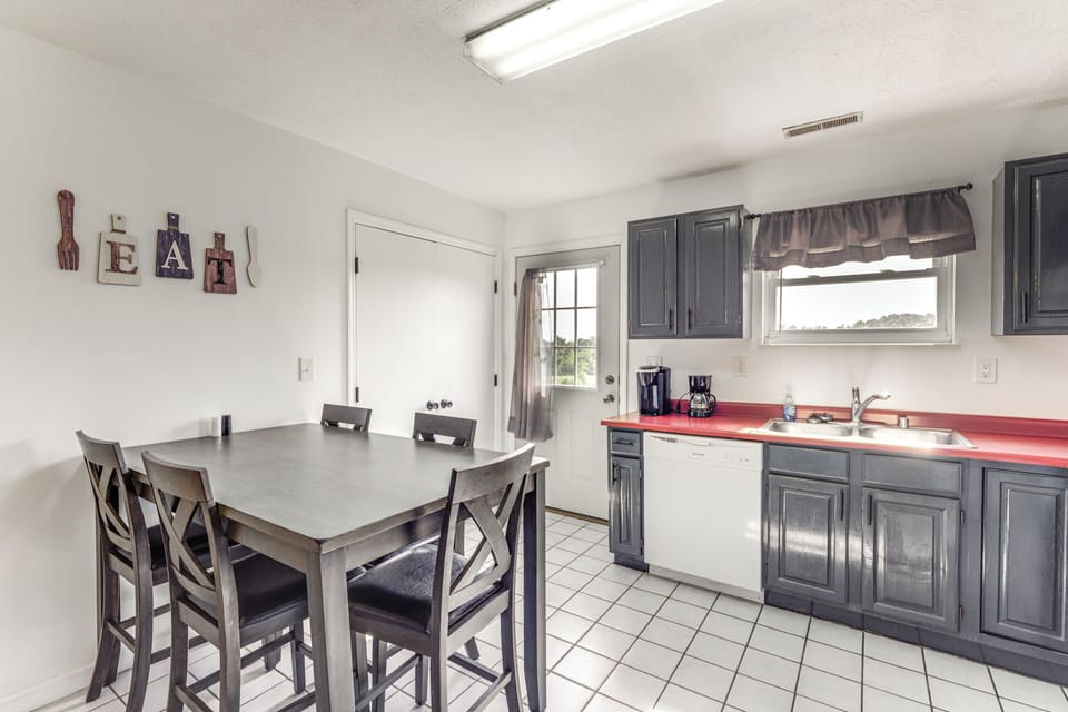 Kitchen & Dining Area | Single-Story House | In-Unit Laundry