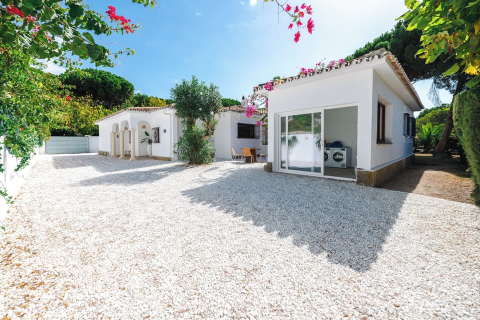 Villa-Benamara-New-Golden-Mile-Estepona-Marbella-Beachside (29)
