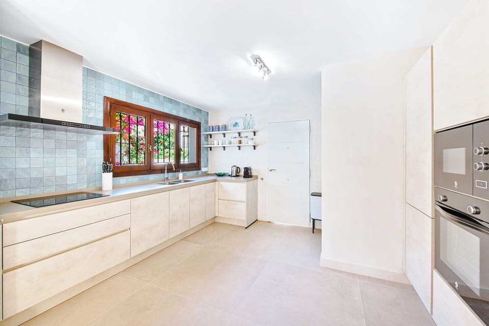 Villa-Benamara-New-Golden-Mile-Estepona-Marbella-Beachside (15)