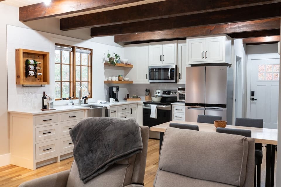 Fully stocked kitchen and dining area