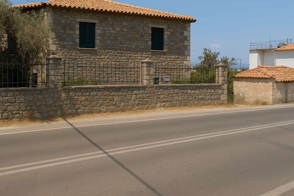 Stone-built elegance in harmony with the landscape