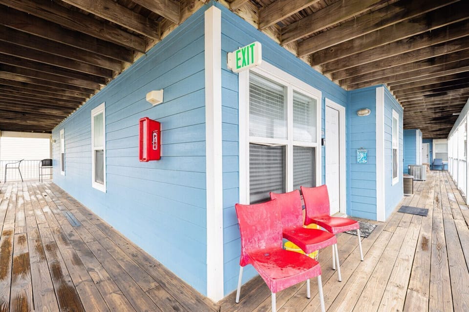 Entrance with Covered Deck