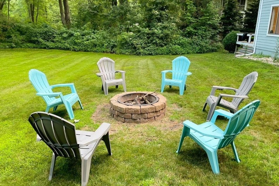 Exterior Yard | Firepit w/seating for 8