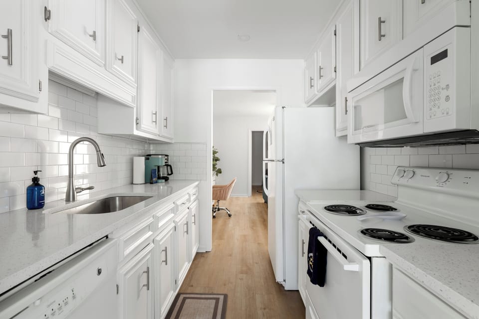 Recently Renovated with Patio! | Baytree Quarters