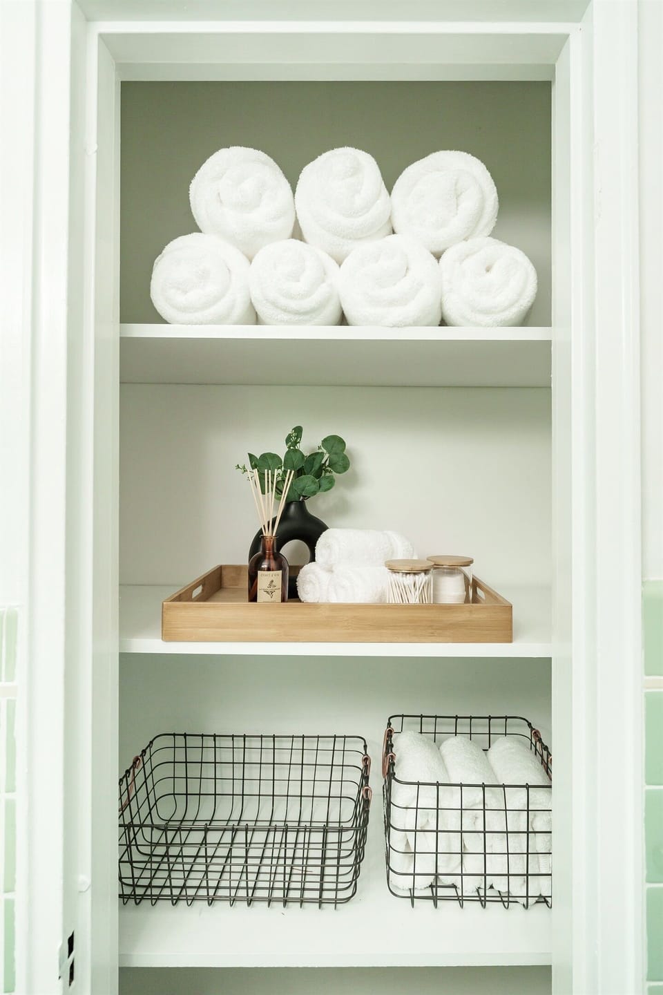 Bathroom shelving | storage for personal items