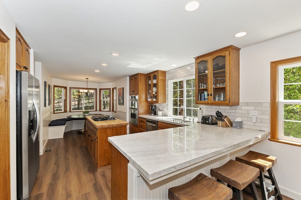 Counter seating