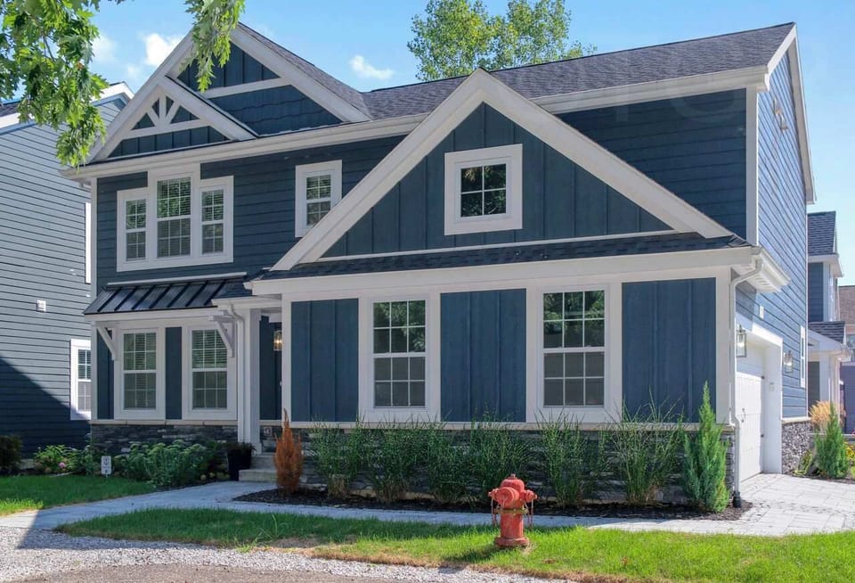 Front of SoHa Poolside Haven