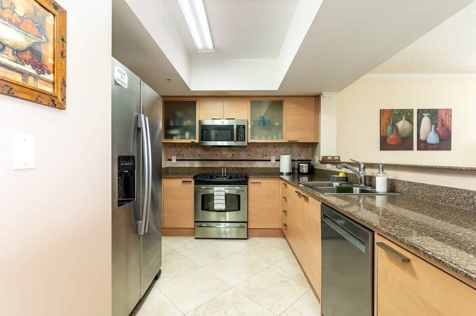 Fully equipped kitchen for all your cooking needs