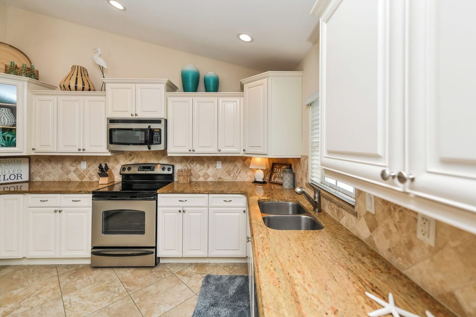 Kitchen, West Unit