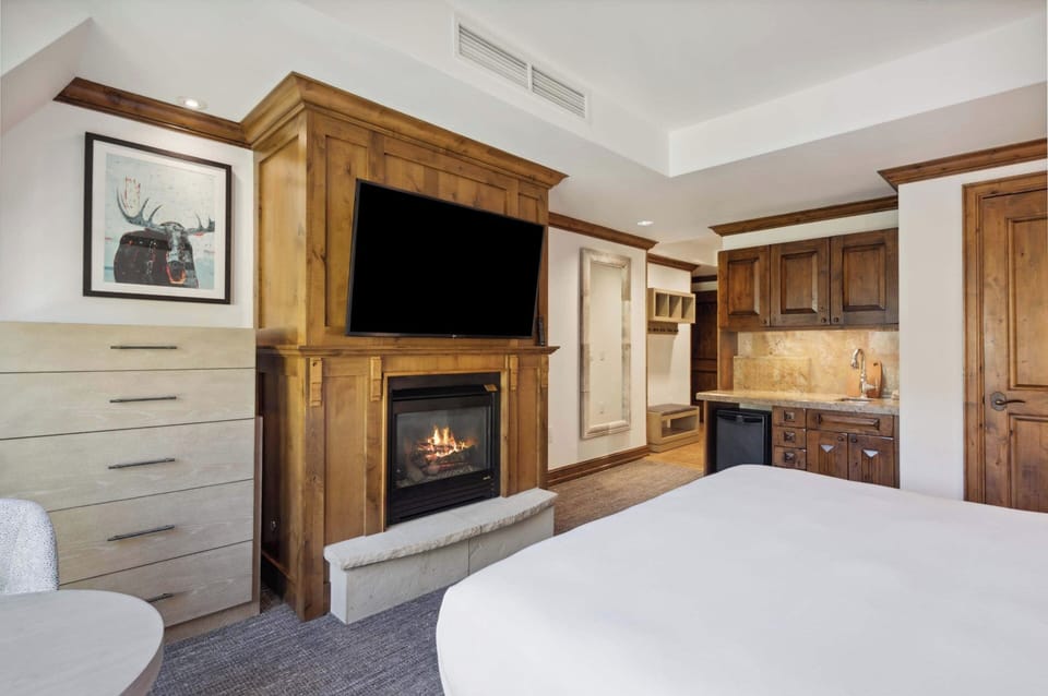 AspenMtnResidences-35A3-4429