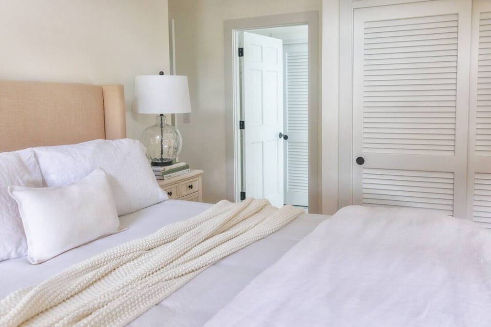 1st Floor Queen Bedroom with Easy Access to the Main Bathroom
