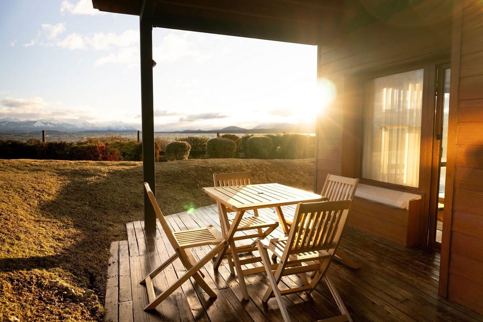 Mountain view,Balcony / Terrace,Garden view,Lake view