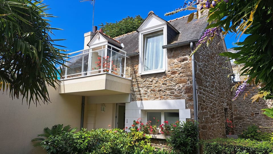 Clos de la Fontaine Dinard, entrée du N°5