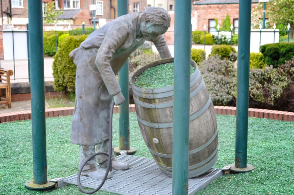 Cooper House grounds 