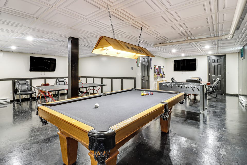 Albrightsville Vacation Rental | 3BR | 2BA | 1,600 Sq Ft | 3 Steps Required