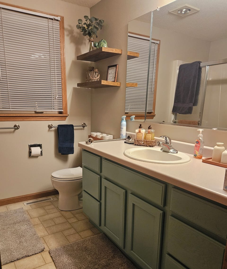 Main Floor Bathroom