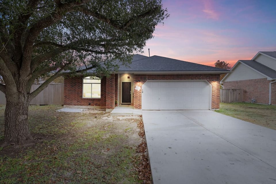 West front of Taylor Rodeo