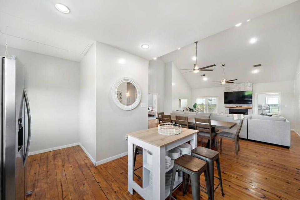 Connect over a home-cooked meal