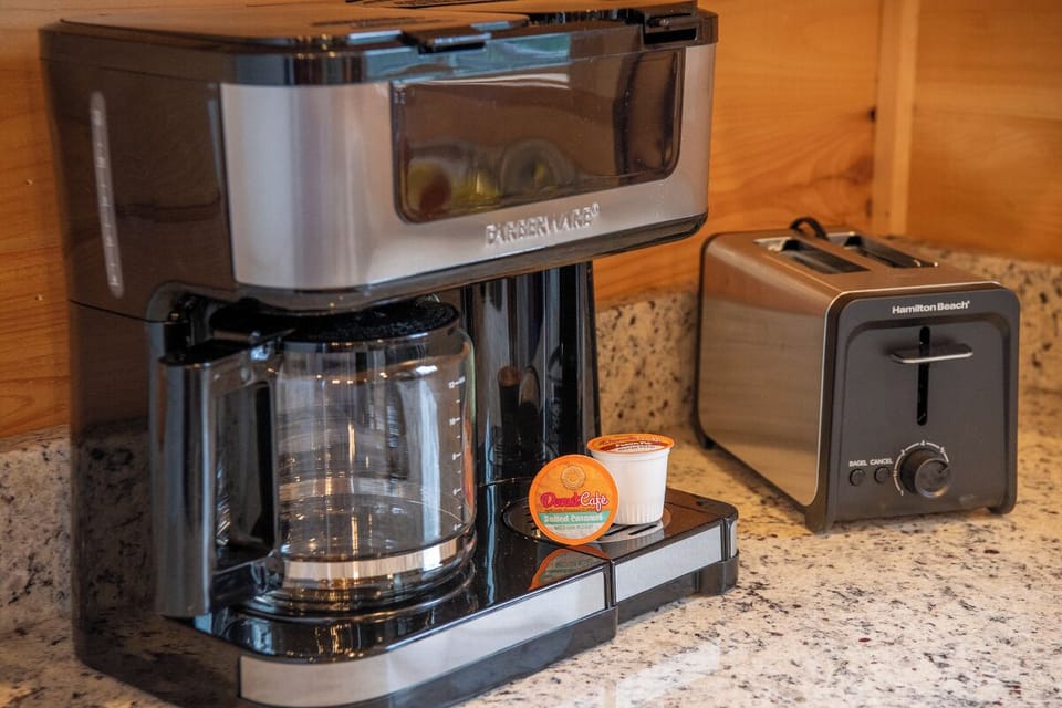 Smoky Serenity's fully equipped kitchen