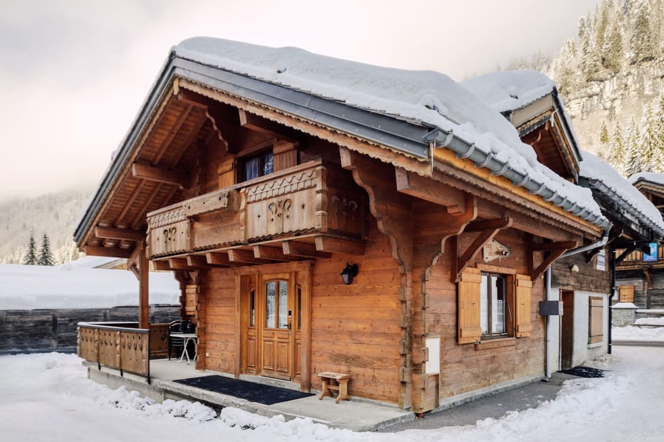 Magnificent chalet with easy access to the ski slopes