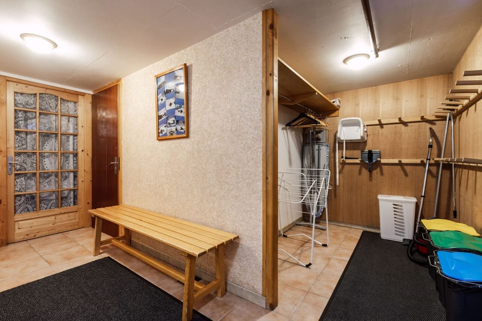 Heated and secure ski room in Chalet Le Cosy in Montriond