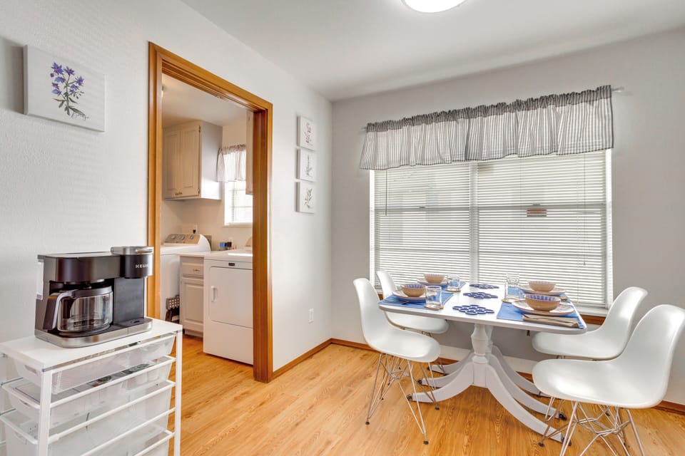 Dining Area | Cooking Basics | Dishware & Flatware