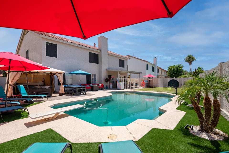 Building, Hotel, Resort, House, Pool