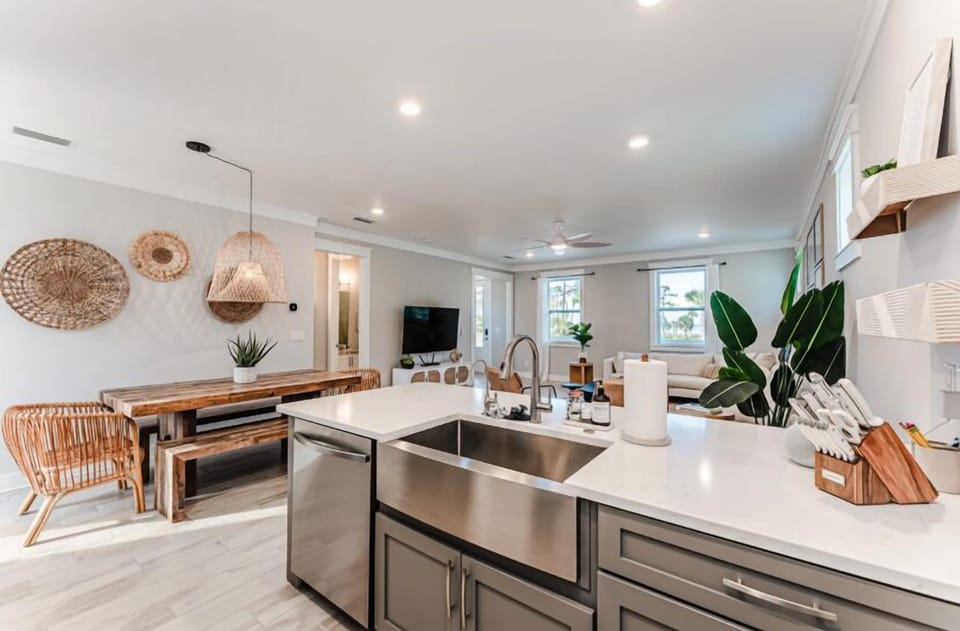 Indoors, Home Decor, Kitchen, Appliance, Ceiling Fan
