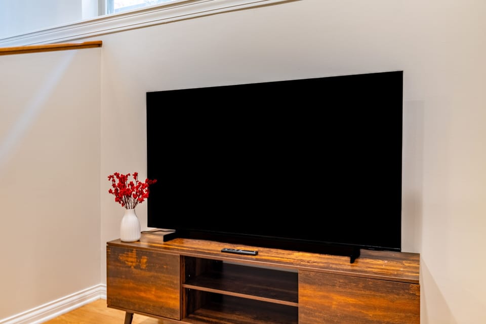 Screen, Indoors, TV, Entertainment Center, Flower