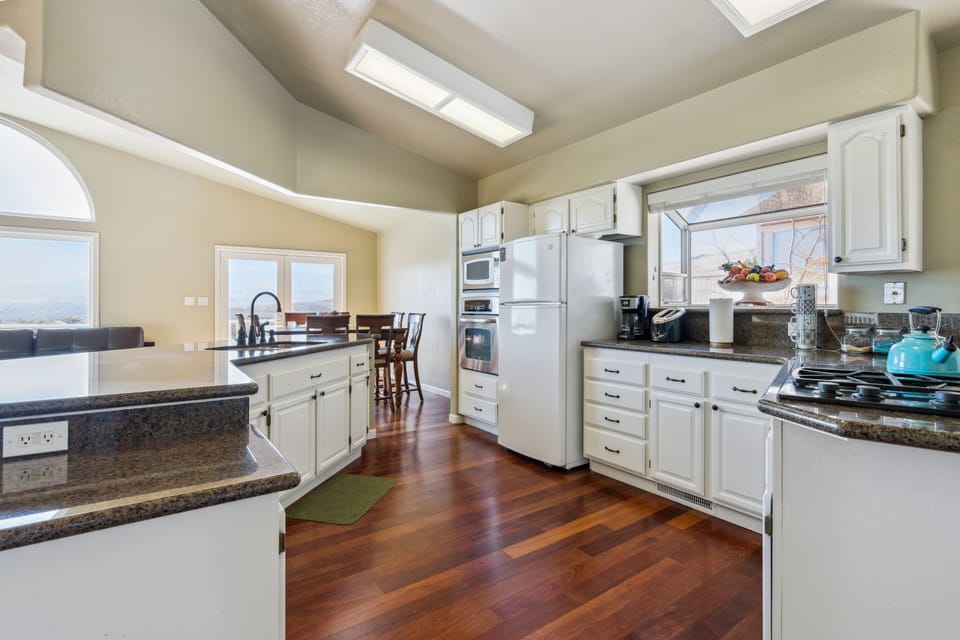 Floor, Flooring, Hardwood, Indoors, Kitchen