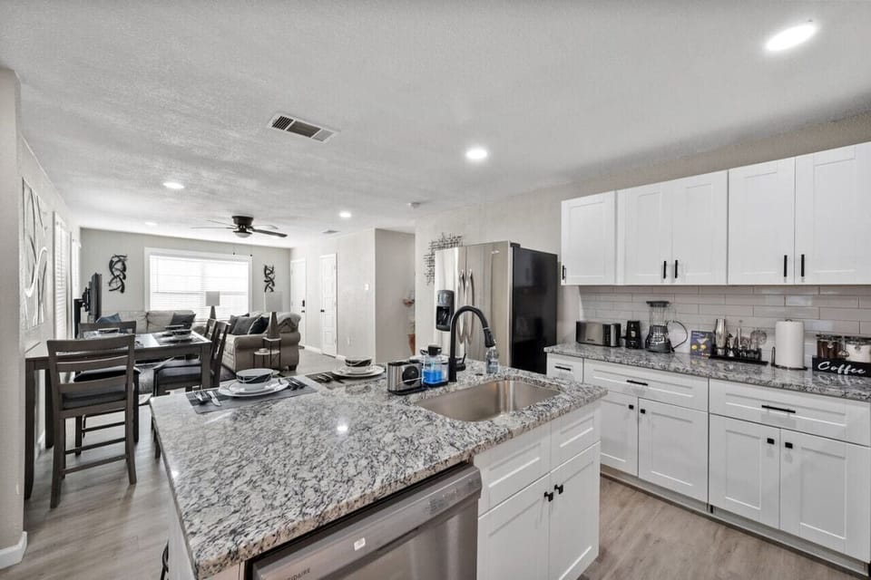 Full Kitchen stocked with cooking utensils and all appliances you need for a great meal