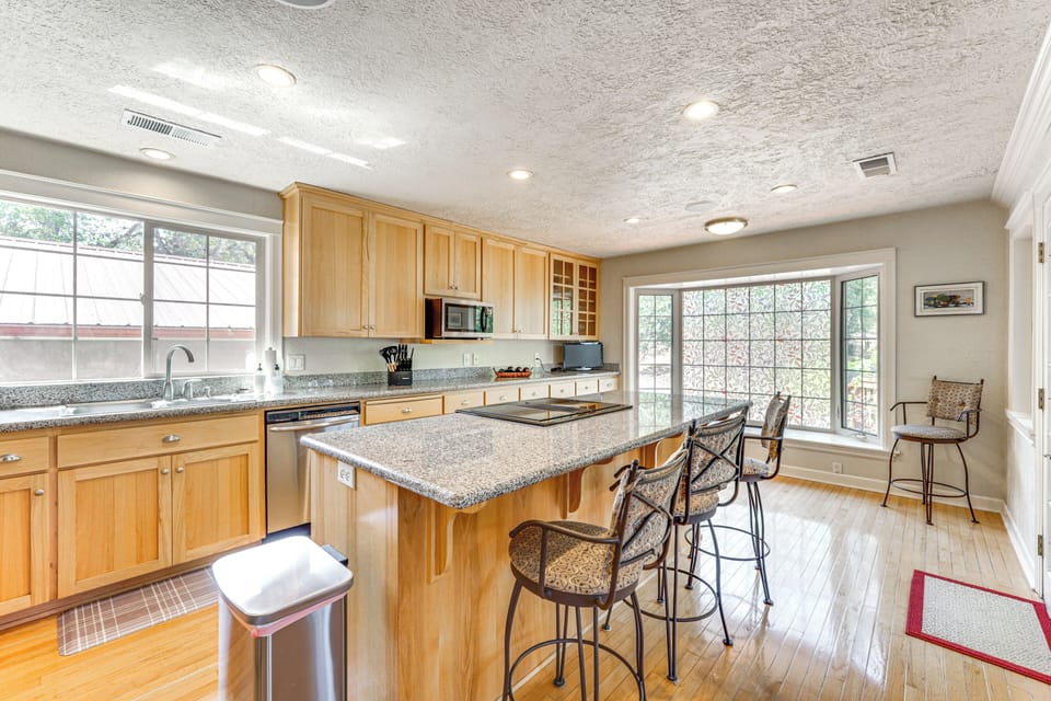 Kitchen | Cooking Basics | Complimentary Spices | Main Floor