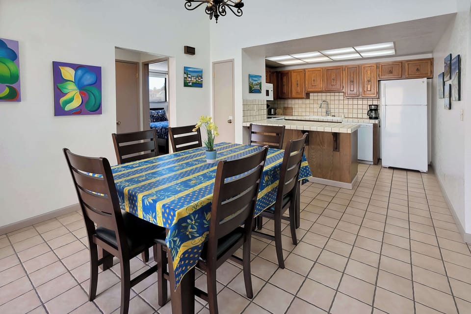 Dining table with seating for 6