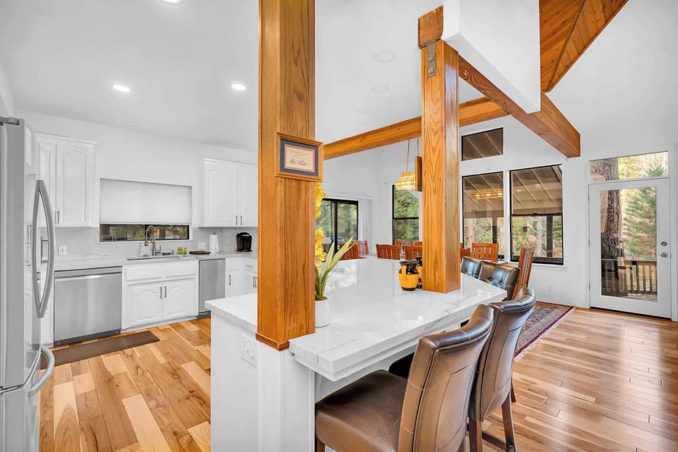 Enjoy Yosemite Heights!
