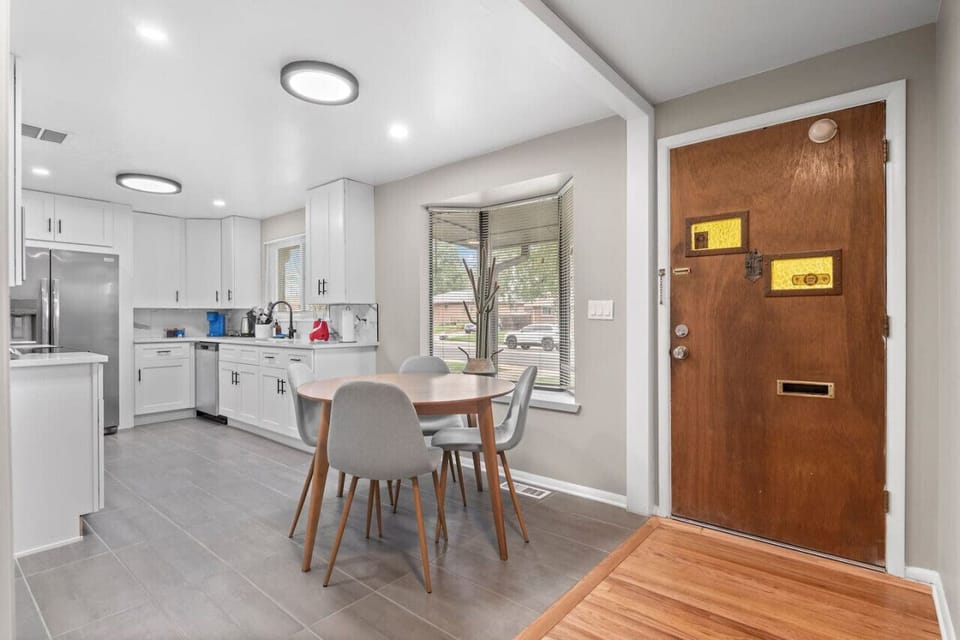 Kitchen | Dining