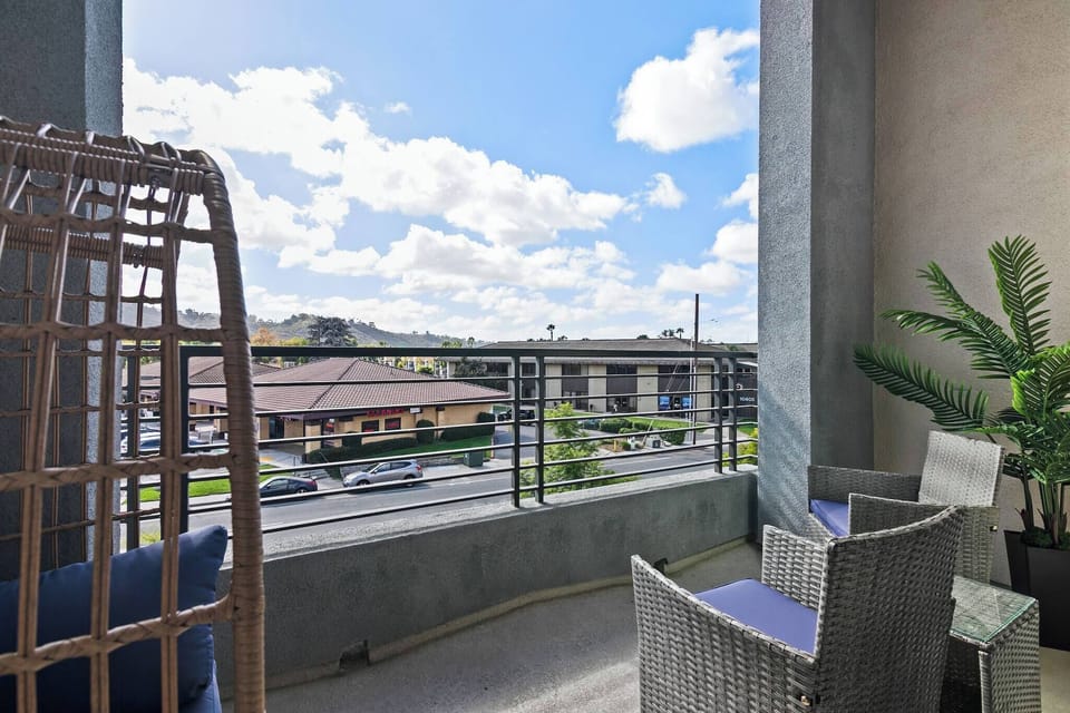 Outdoor terrace w/view of San Diego