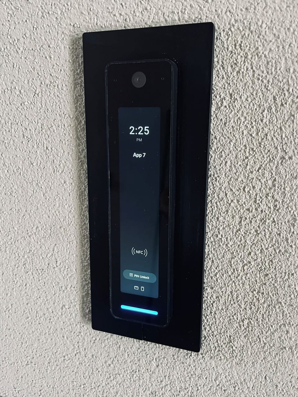 Smart access (2)