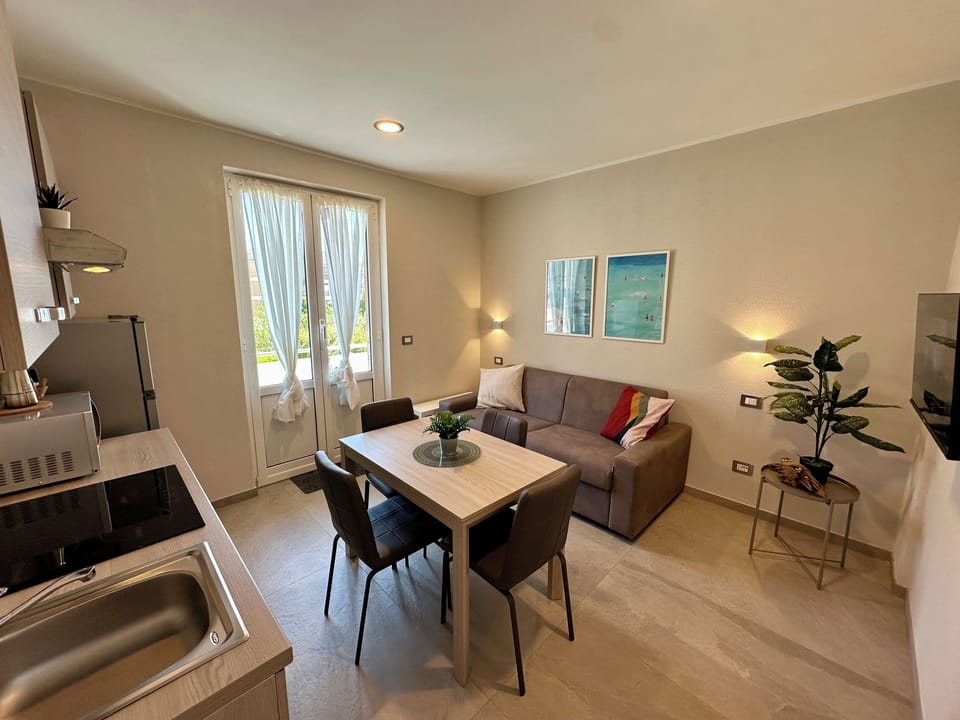 Living room (2)