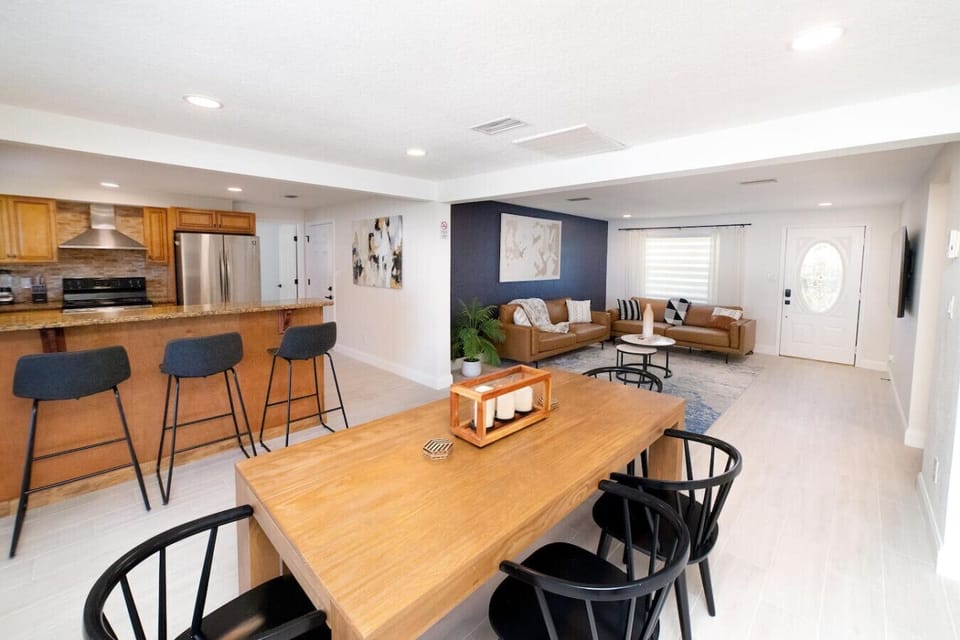 Open space concept. Allows you to gather with the family for a movie night.