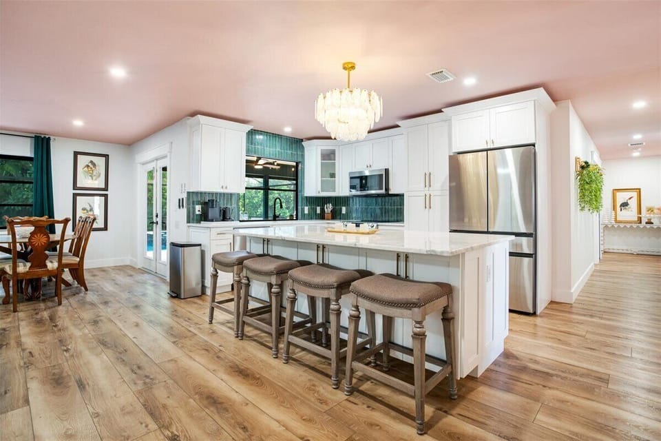 Weather you're looking for cup of coffee or a full course meal, cook it up 