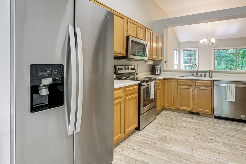 Kitchen | Single-Story Home | Central A/C