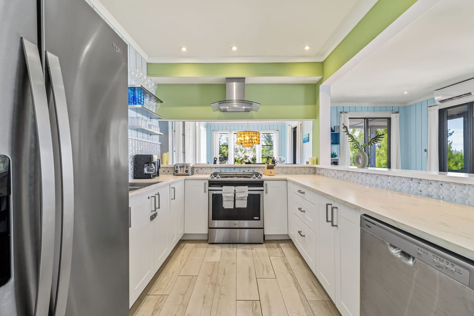 Fully equipped kitchen with all you need to create delicious meals.