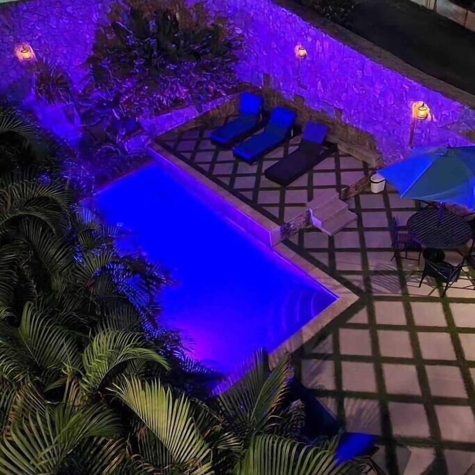 Pool (2)
